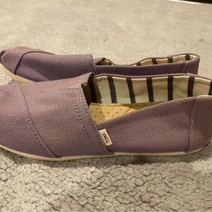Toms shoes, purple